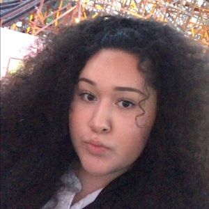 Meet your Posher, Jessica
